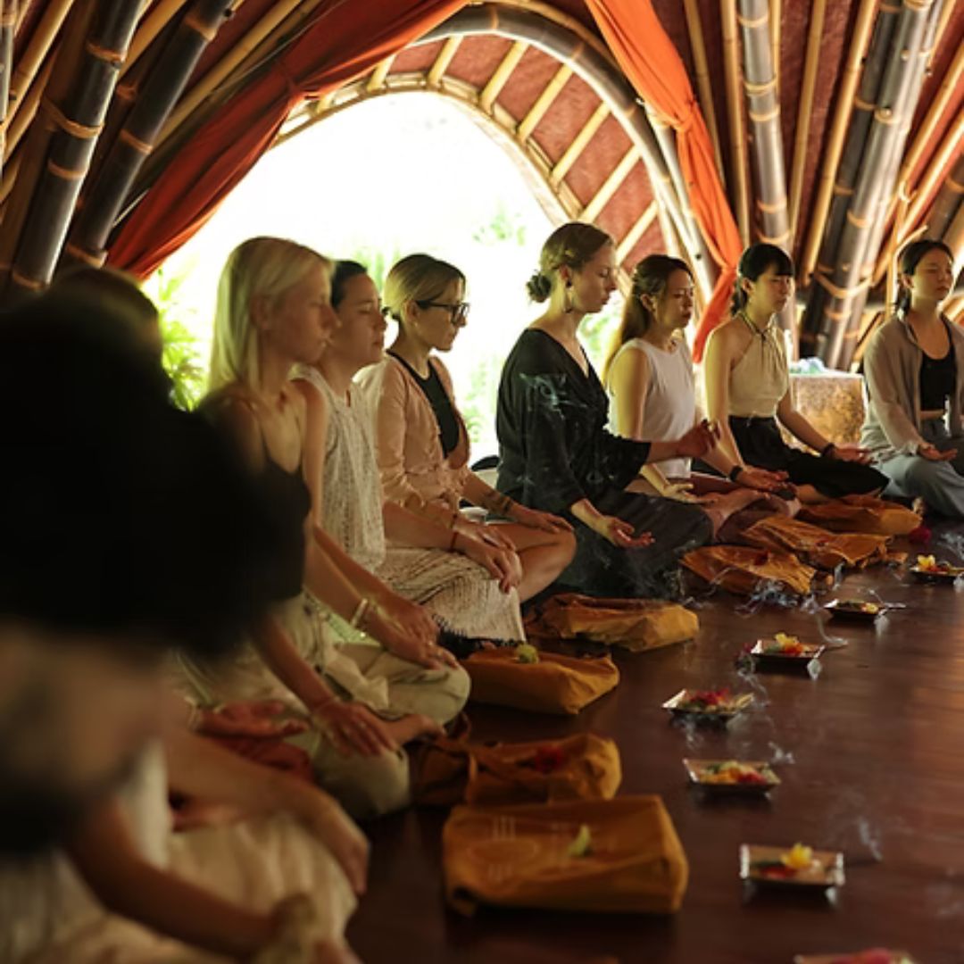 Alchemy Yoga & Meditation Center ( Uluwatu )